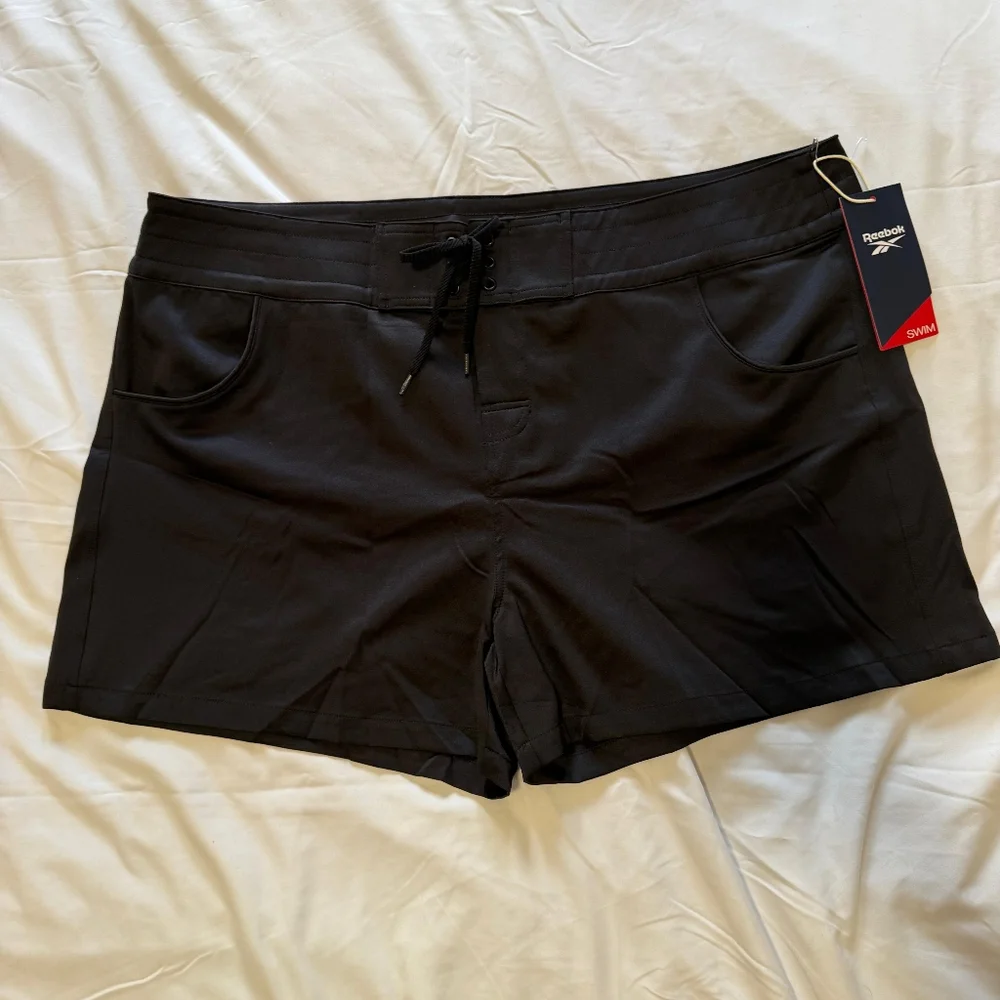 NWT Reebok Women’s Black Athletic Swim Shorts with Drawstring SIZE 18 - Picture 2 of 4